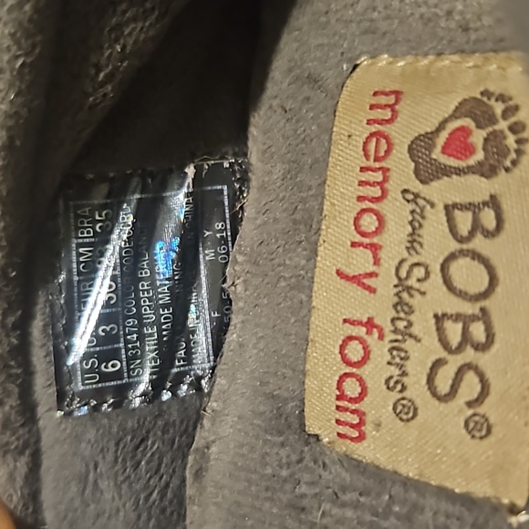 Bobs Aztec flates - Picture 4 of 4